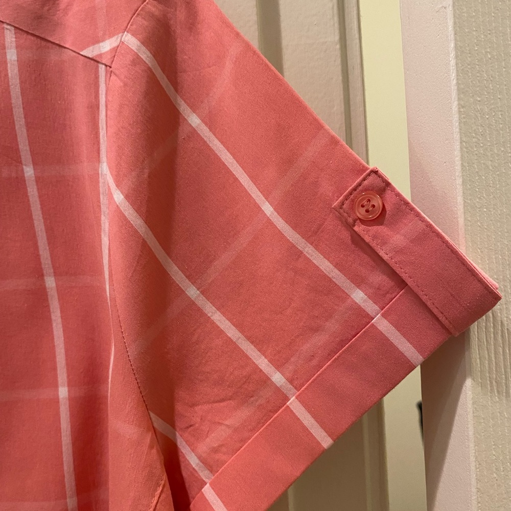Pink Short Sleeve Blouse - Picture 2 of 3